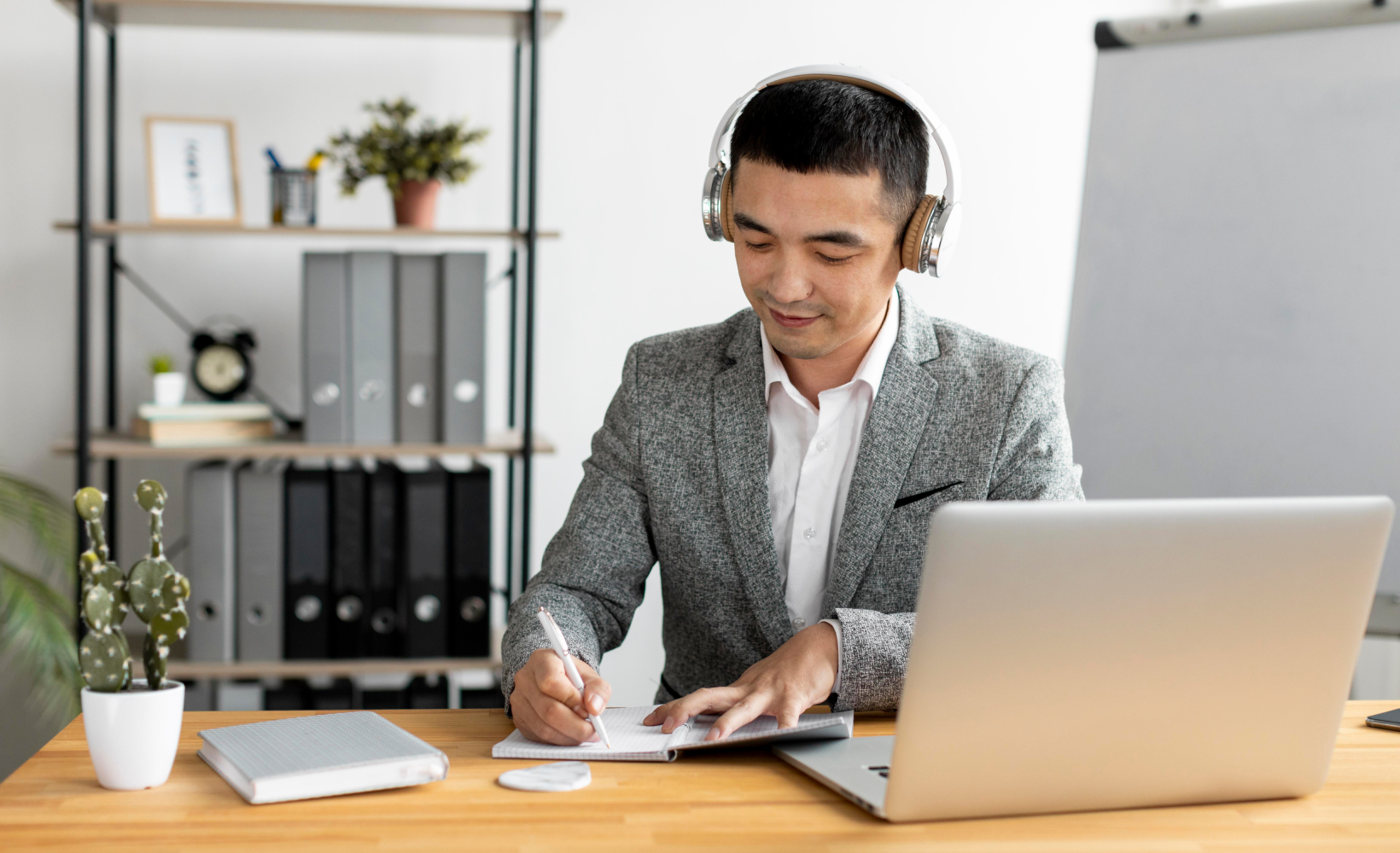 Иллюстрация карьеры Управление социальными сетями (SMM)